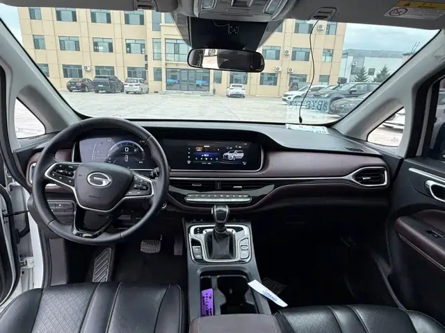 GAC Trumpchi M6 — Фото автомобиля 6