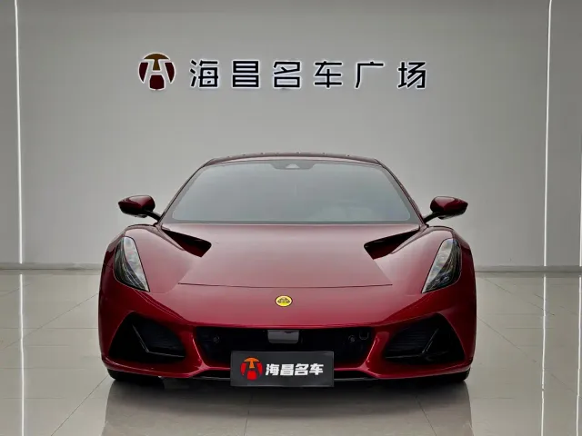 Lotus Emira — Фото автомобиля 2
