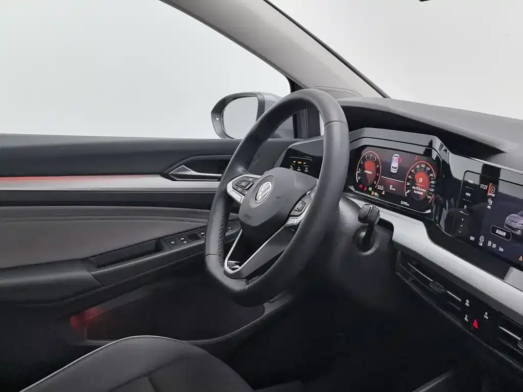 Volkswagen Golf 2021 280TSI DSG 30th Anniversary Edition — Фото автомобиля 22