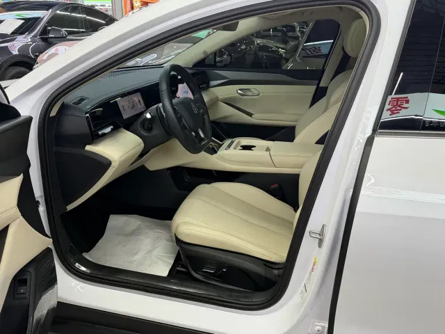 BYD Qin L — Фото автомобиля 7