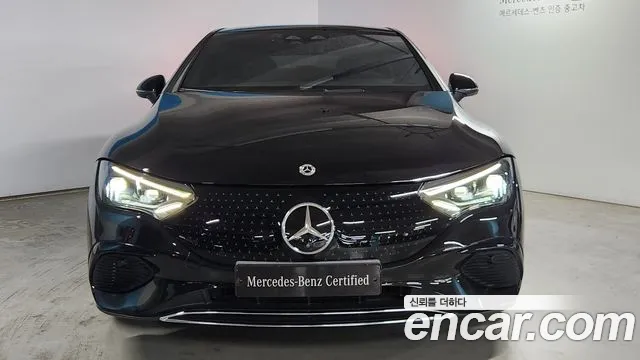 Mercedes-Benz EQE — Фото автомобиля 3