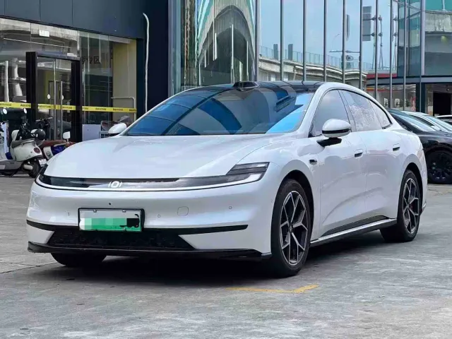 Фотография автомобиля — Changan Qiyuan A06