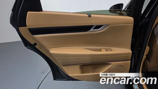 Genesis G80 RG3 — Фото автомобиля 25