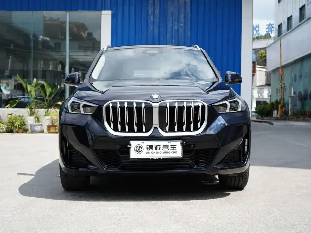 BMW X1 — Фото автомобиля 2
