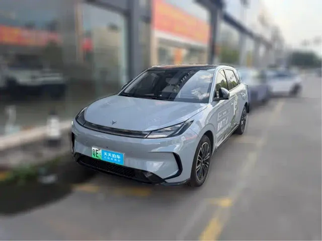 Фотография автомобиля — Arcfox T1