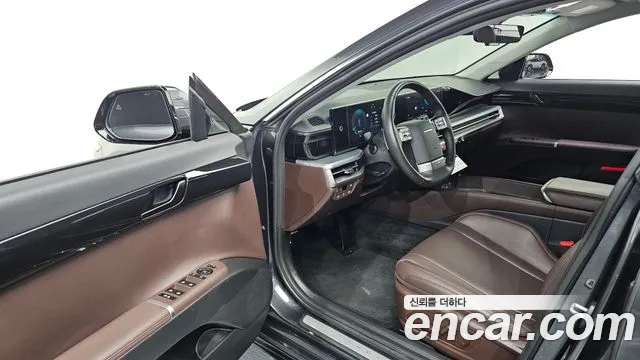 Hyundai Grandeur GN7 — Фото автомобиля 15