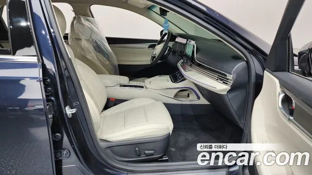 Hyundai Grandeur Новый Grandeur IG — Фото автомобиля 24