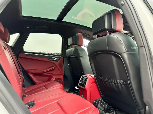 Porsche Macan — Фото автомобиля 20