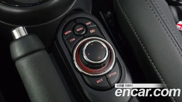 Mini Cooper Cooper Classic — Фото автомобиля 20