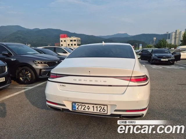 Genesis G90 RS4 — Фото автомобиля 4