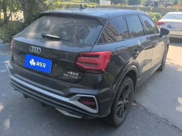 Audi Q2L — Фото автомобиля 3