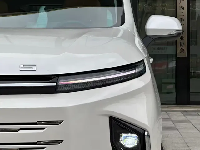 Maxus G50 PHEV — Фото автомобиля 13