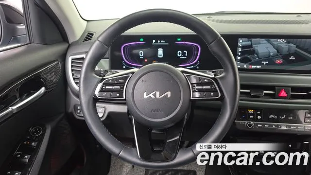 Kia Seltos Новый Seltos Бензин 2.0 2WD — Фото автомобиля 13