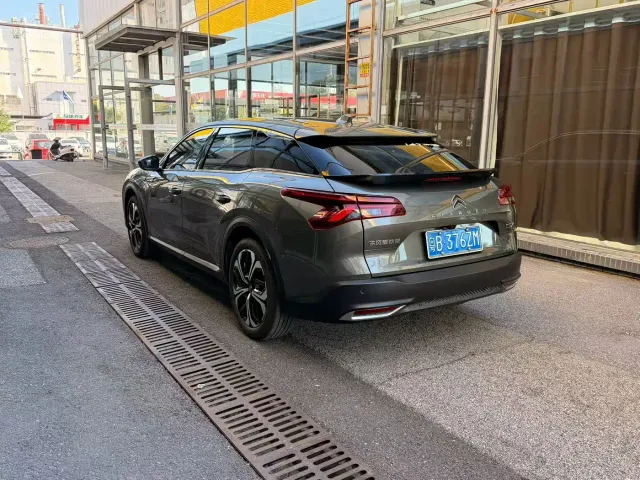 Citroen C5 X — Фото автомобиля 9