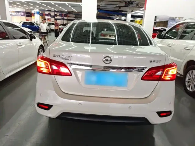 Nissan Sylphy — Фото автомобиля 5