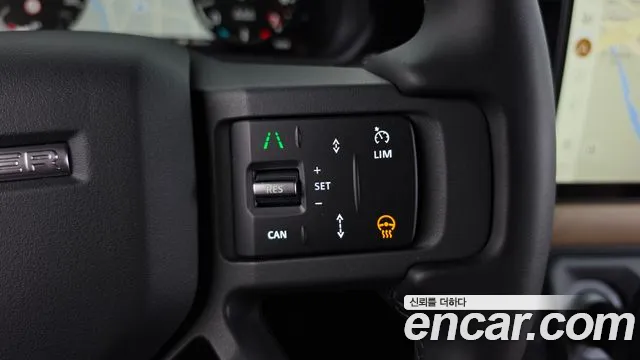 Land Rover Defender L663 — Фото автомобиля 25