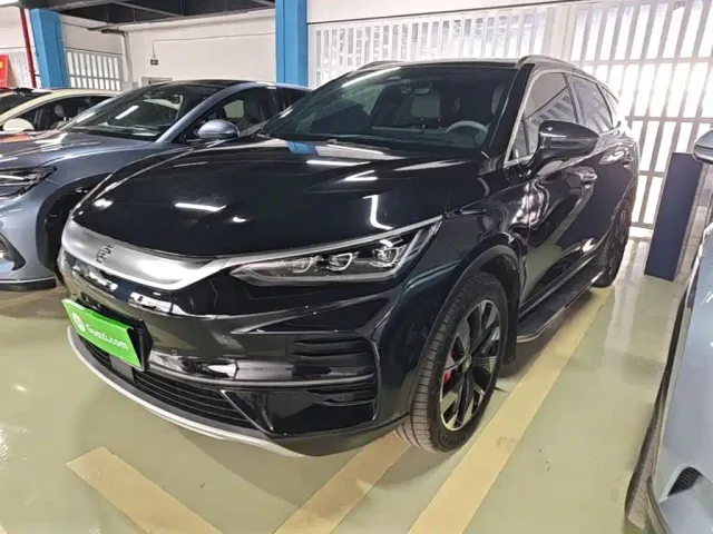 Фотография автомобиля — BYD Tang