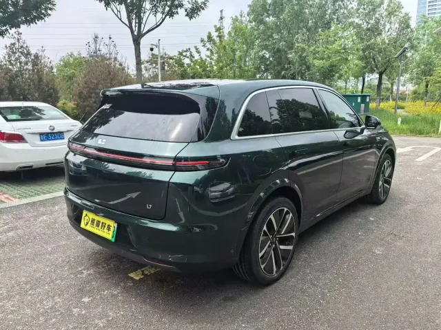 Li Auto L7 — Фото автомобиля 7