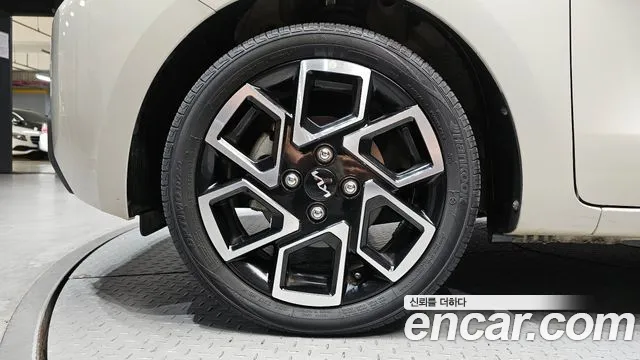 Kia RAY Новый Kia Ray Signature — Фото автомобиля 5