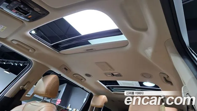 Kia Canival Carnival 4 поколение Дизель 9 мест Signature — Фото автомобиля 8
