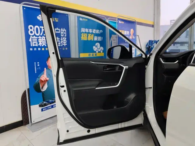 Toyota Wildlander — Фото автомобиля 7