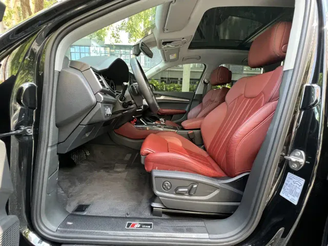 Audi Q5L — Фото автомобиля 7