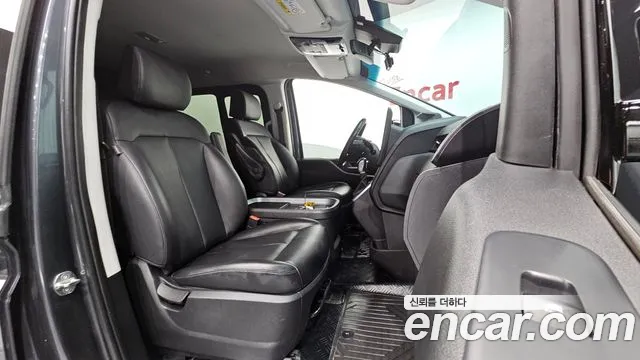 Hyundai Staria — Фото автомобиля 18