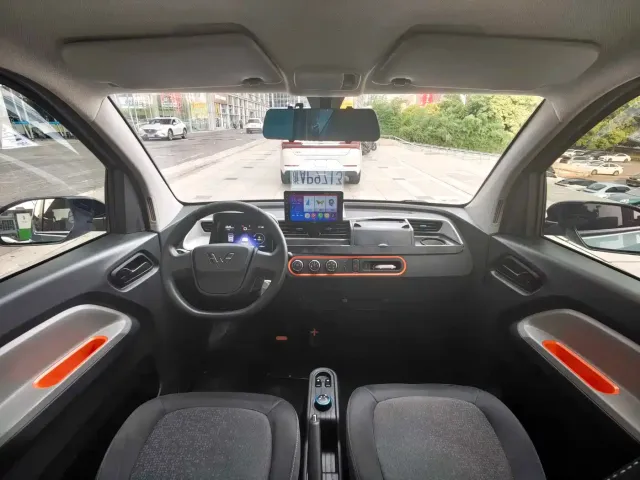 Wuling Hongguang Mini EV — Фото автомобиля 15