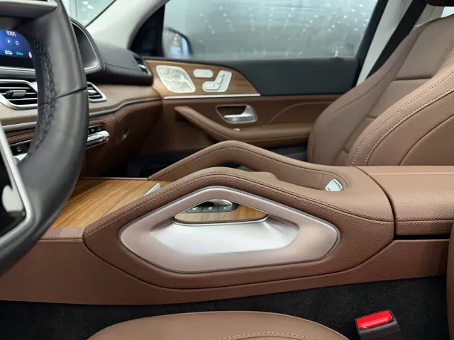 Mercedes-Benz GLE-Class — Фото автомобиля 17
