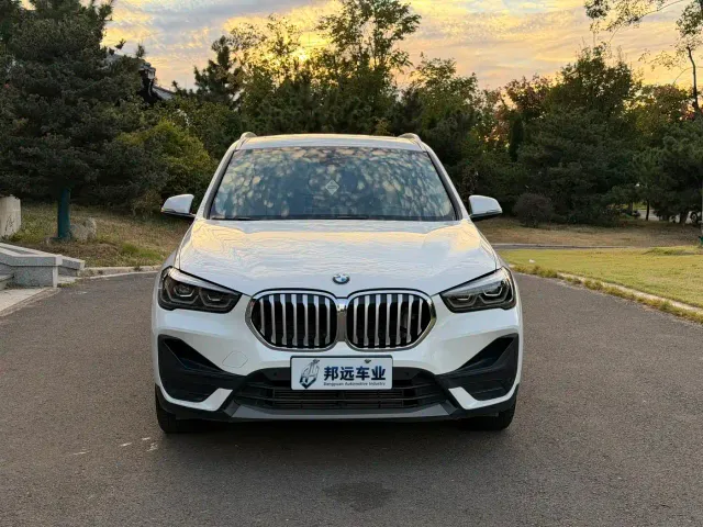 BMW X1 — Фото автомобиля 2