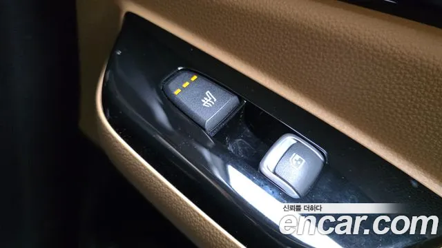 Kia Carnival Generation 4 — Фото автомобиля 19