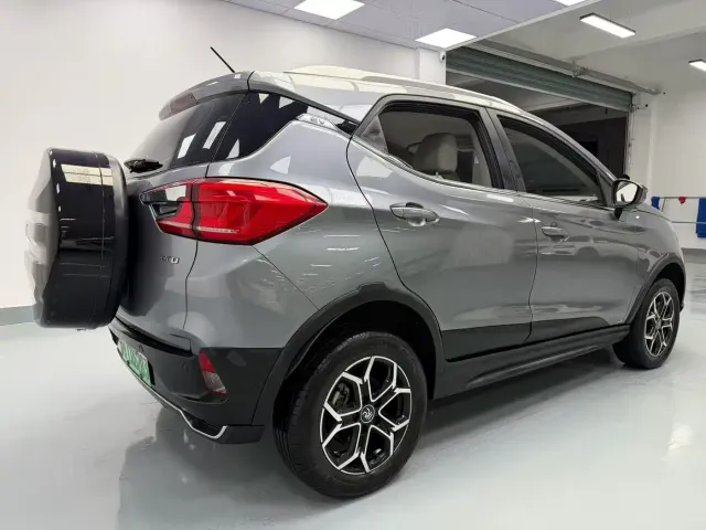BYD Yuan Pro — Фото автомобиля 9