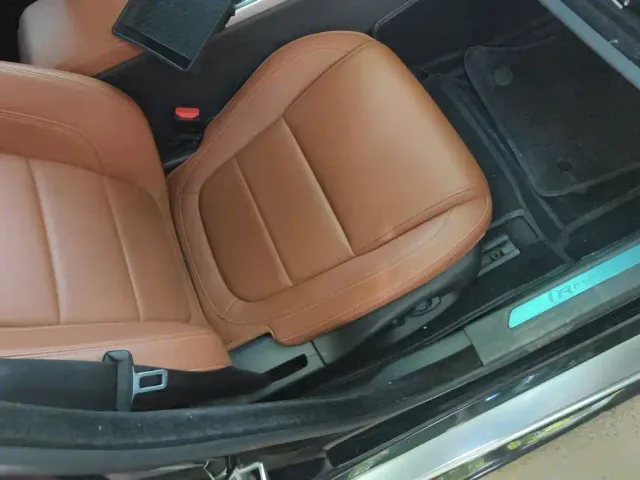 Jaguar XEL — Фото автомобиля 8