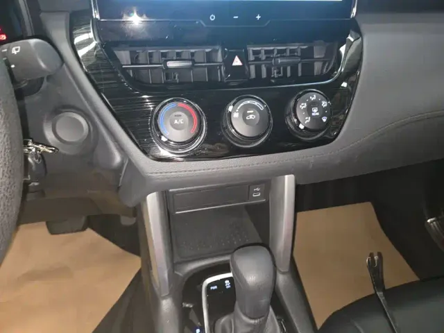 Toyota Corolla Cross — Фото автомобиля 8