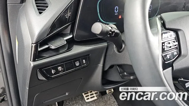 Kia Niro The All New Niro Signature — Фото автомобиля 16