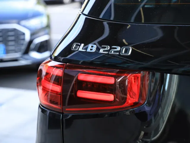 Mercedes-Benz GLB-Class — Фото автомобиля 14