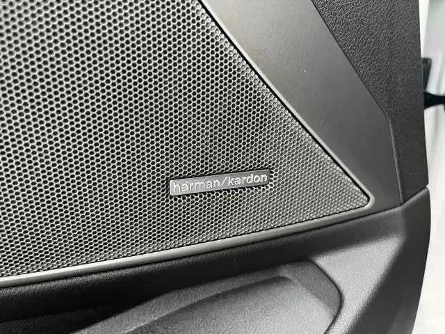 BMW 3 Series — Фото автомобиля 25