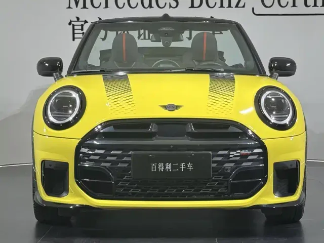 MINI Hatch — Фото автомобиля 2