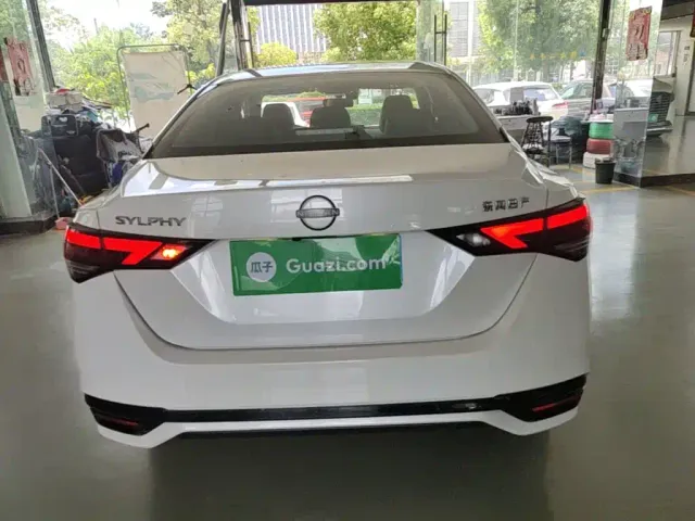 Nissan Sylphy — Фото автомобиля 5