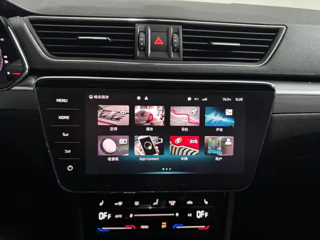 Skoda Superb — Фото автомобиля 9