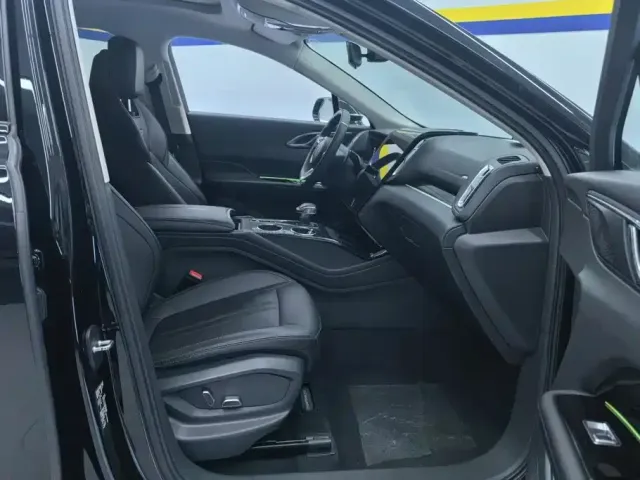 Hongqi Hongqi HS3 2023 1.5T 2WD Virtue Edition — Фото автомобиля 8