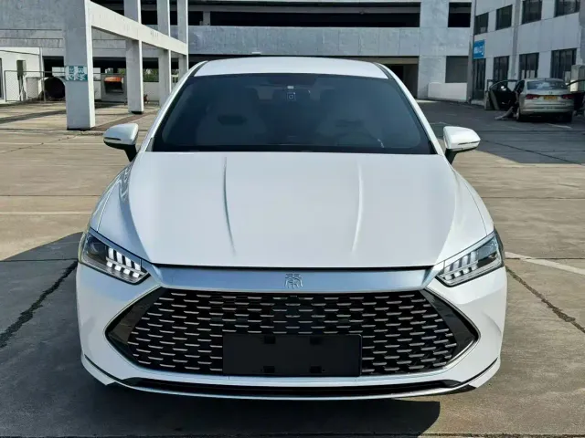 BYD Qin PLUS — Фото автомобиля 3
