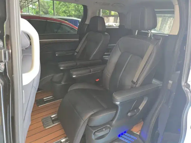 GAC Trumpchi M8 — Фото автомобиля 16