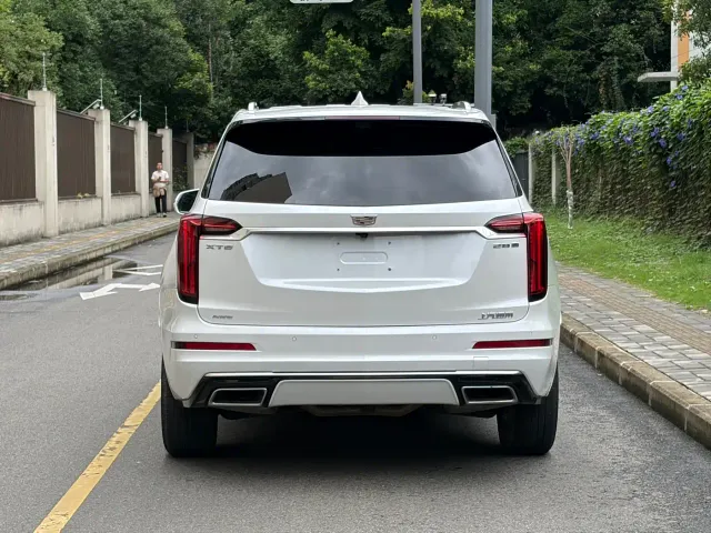 Cadillac XT6 — Фото автомобиля 7