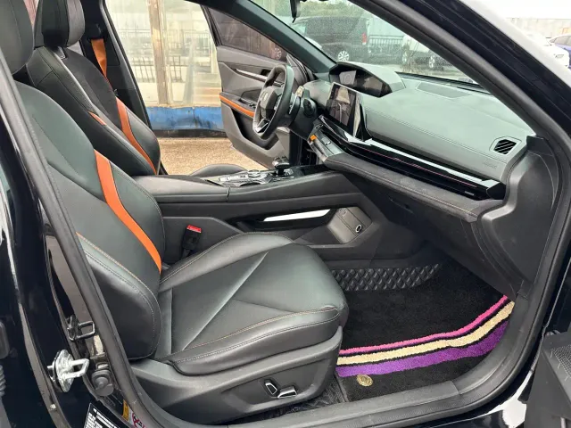 Changan UNI-V — Фото автомобиля 26