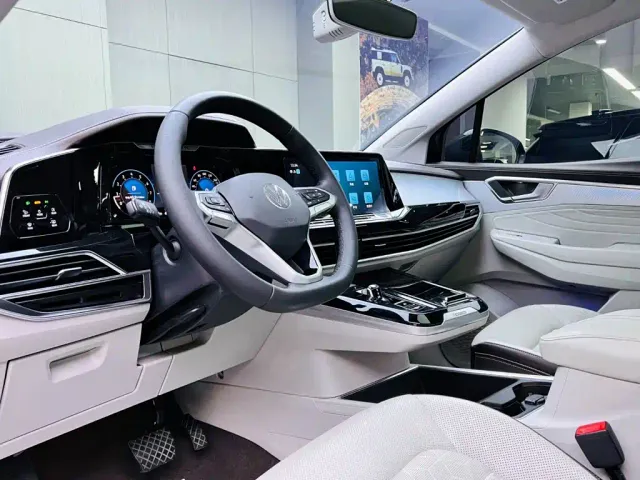 Volkswagen Talagon — Фото автомобиля 8