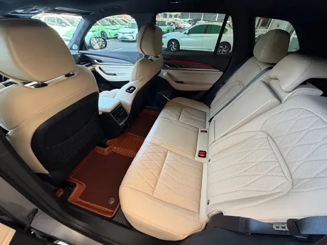 Geely Xingyue L — Фото автомобиля 9