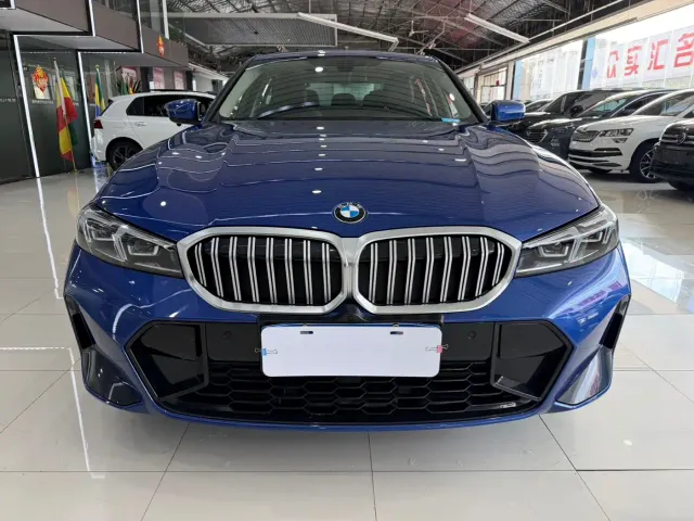BMW 3 Series — Фото автомобиля 2