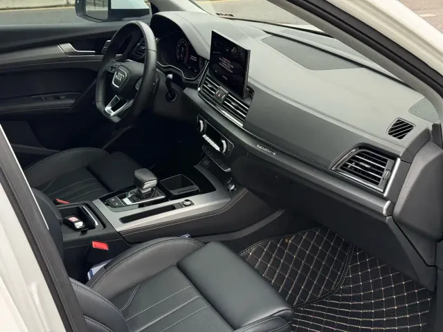 Audi Q5L — Фото автомобиля 11