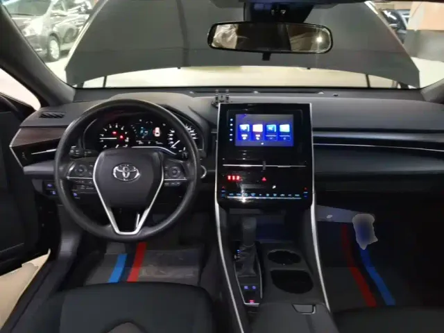 Toyota Avalon — Фото автомобиля 9